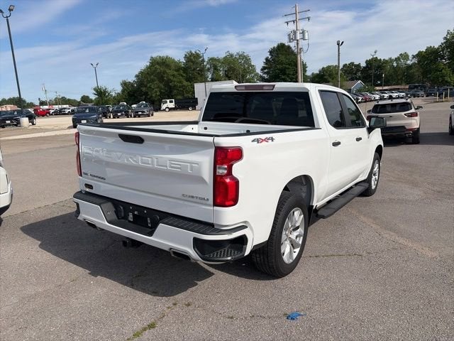 2020 Chevrolet Silverado 1500 Custom
