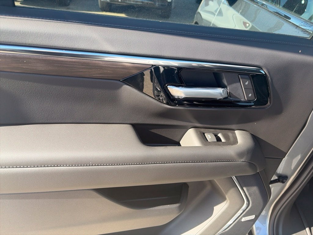 2027 Chevrolet Tahoe LT