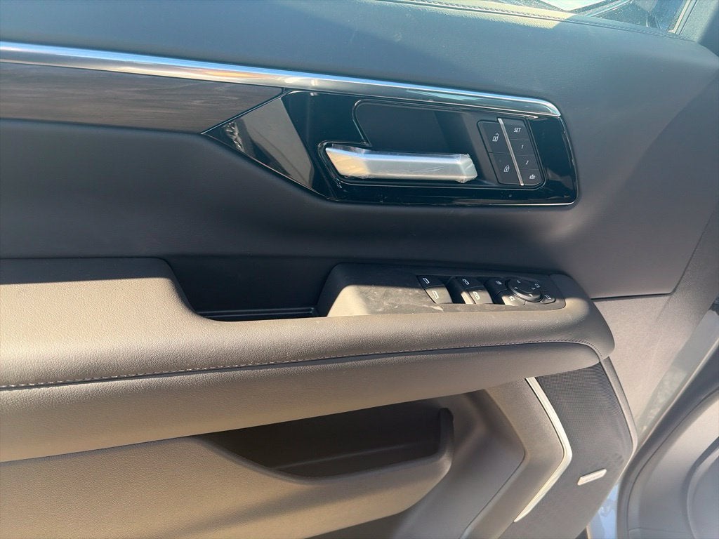 2027 Chevrolet Tahoe LT