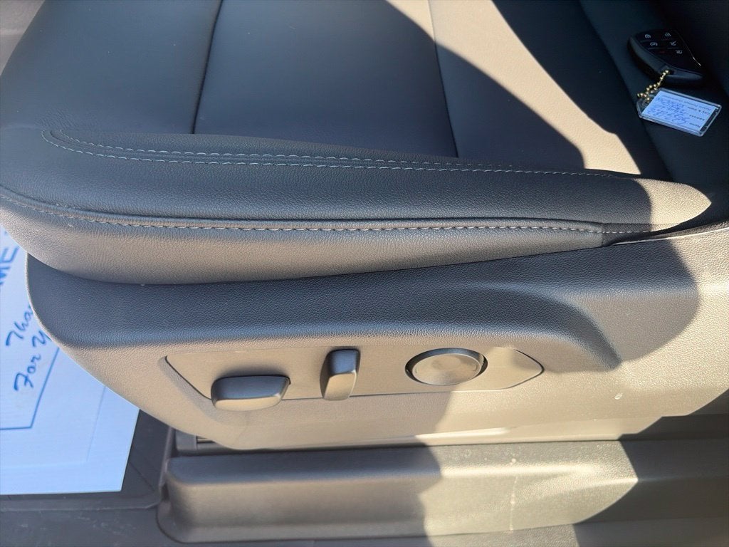 2027 Chevrolet Tahoe LT