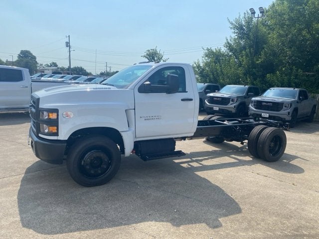 2024 Chevrolet Silverado 5500 HD Work Truck