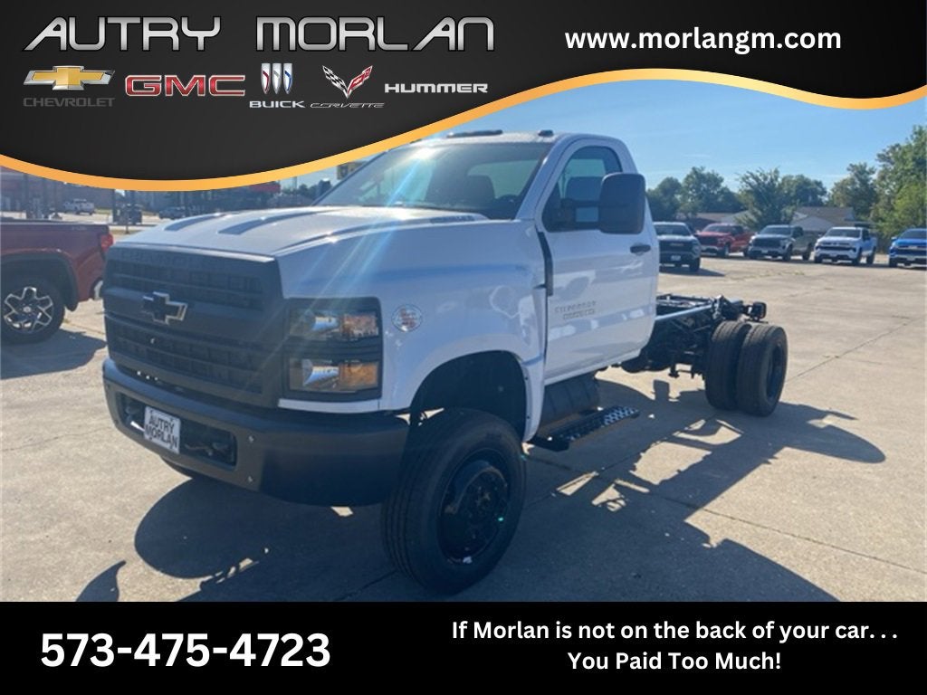 2025 Chevrolet Silverado 5500 HD Work Truck