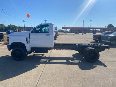 2025 Chevrolet Silverado 5500 HD Work Truck