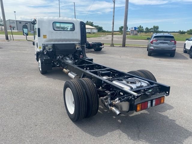 2024 Chevrolet Low Cab Forward 4500 NA